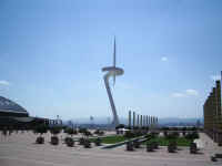 Anella olympic stadium Barcelona 3.jpg (36283 byte)