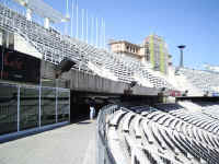 Anella olympic stadium Barcelona.jpg (81598 byte)
